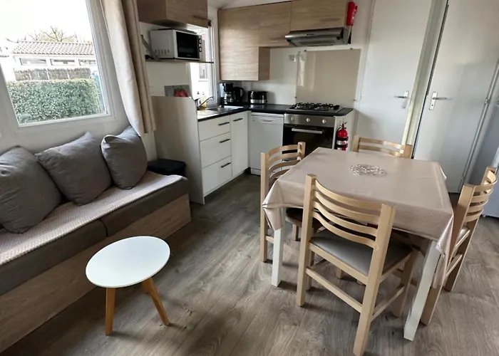 Les Sables Chal'heureux אתר קמפינג *