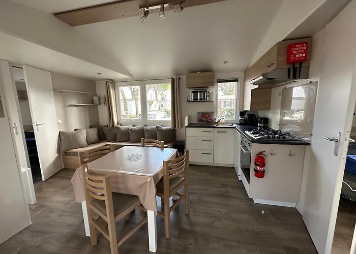 Les Sables Chal'heureux אתר קמפינג