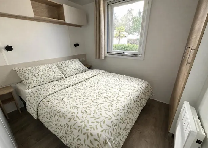 Les Sables Chal'heureux אתר קמפינג