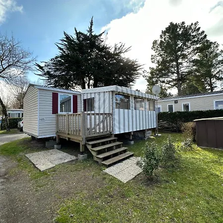 مكان تخييم Les Sables Chal'heureux