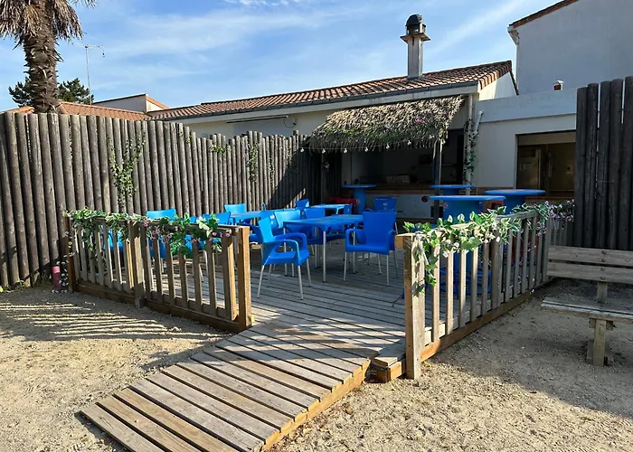 Les Sables Chal'heureux Κάμπινγκ *